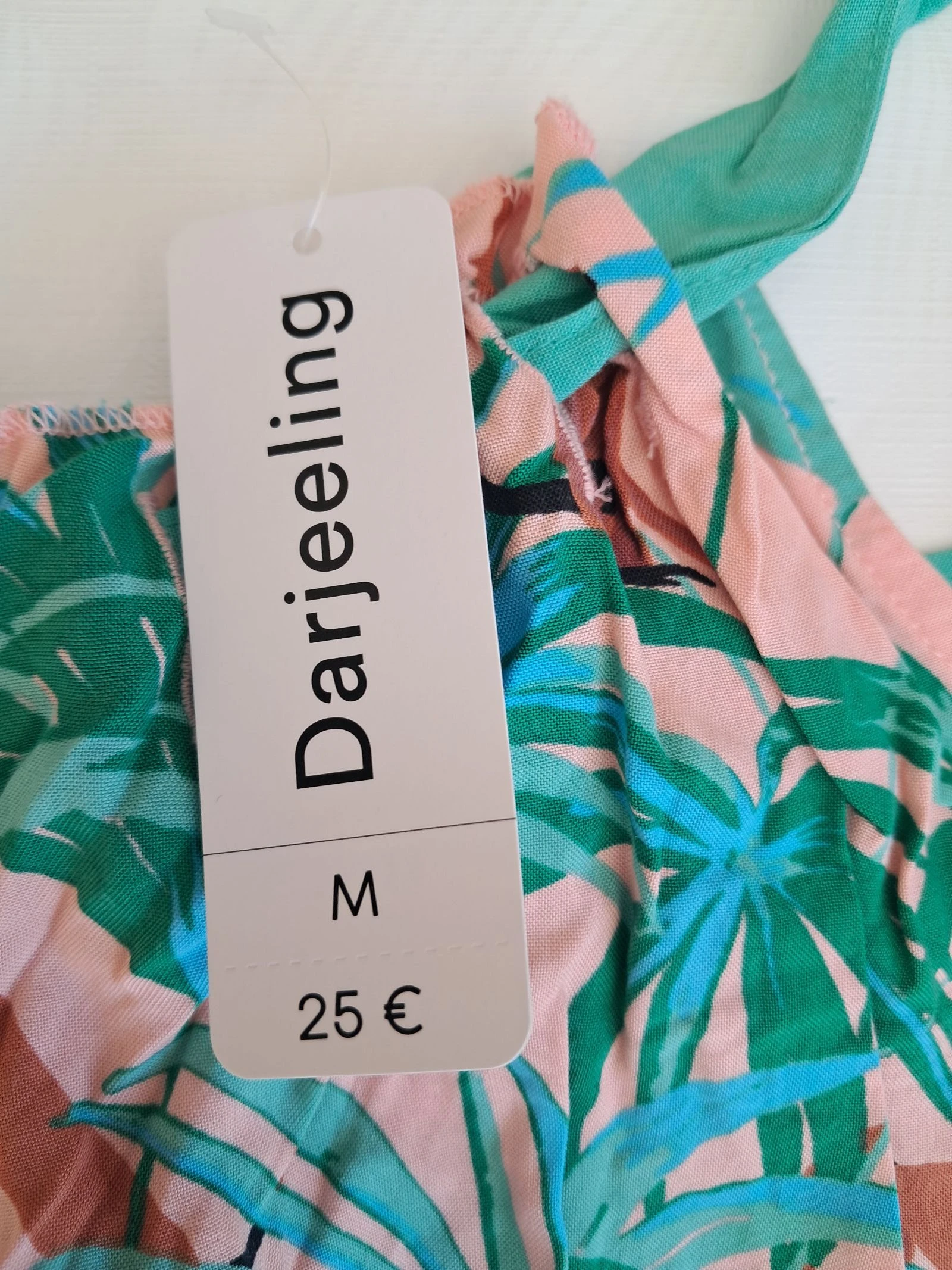 Top con tirantes Darjeeling, con estampado tropical original 38 nuevo (folaje y animales) – photo 2